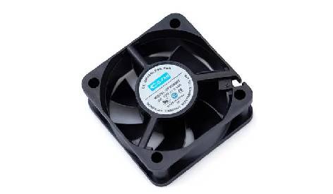 What are the Standard Features of DC Axial Fans?